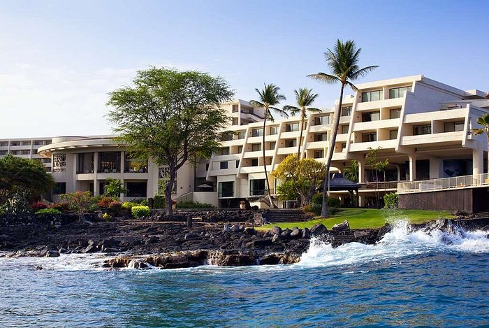 (Photo Credit: Outrigger Kona Resort and Spa)