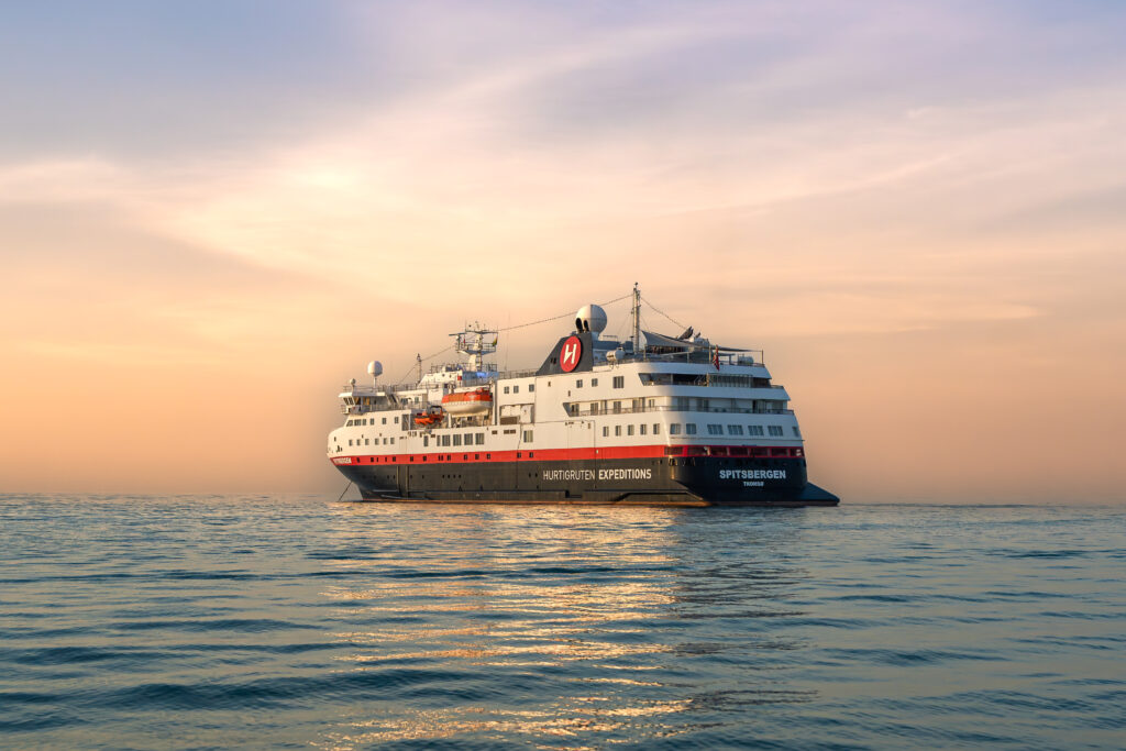 MS Spitsbergen (Photo Credit: Jan Hvizdal/Hurtigruten Expeditions)