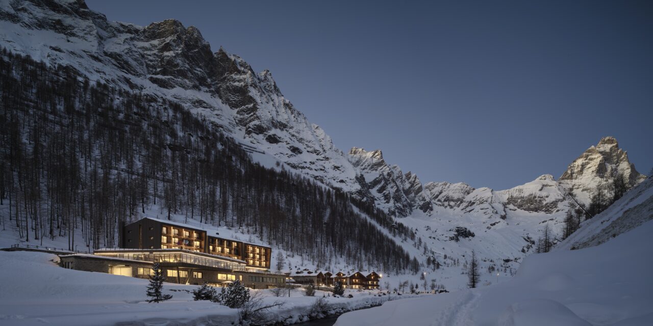 Stay in One Place, Ski in Two Countries