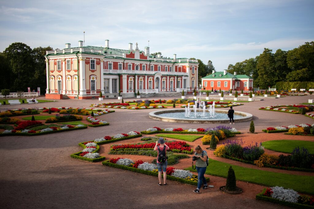 Kadriorg Art Museum in Tallinn (Photo Credit: Frederic Köberl on Unsplash)