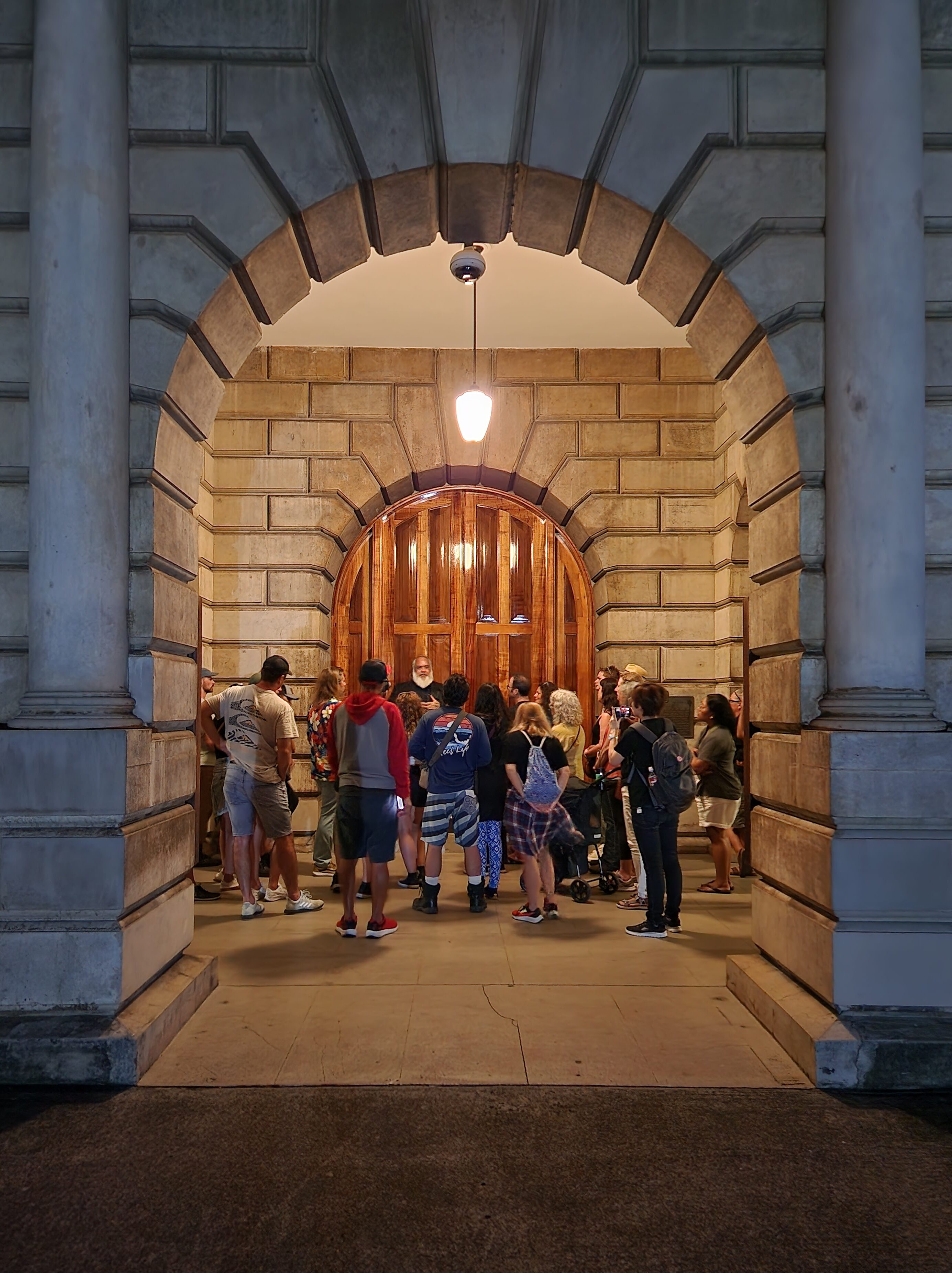 Aliiolani Hale (Photo Credit: Mysteries of Hawaii Tours)