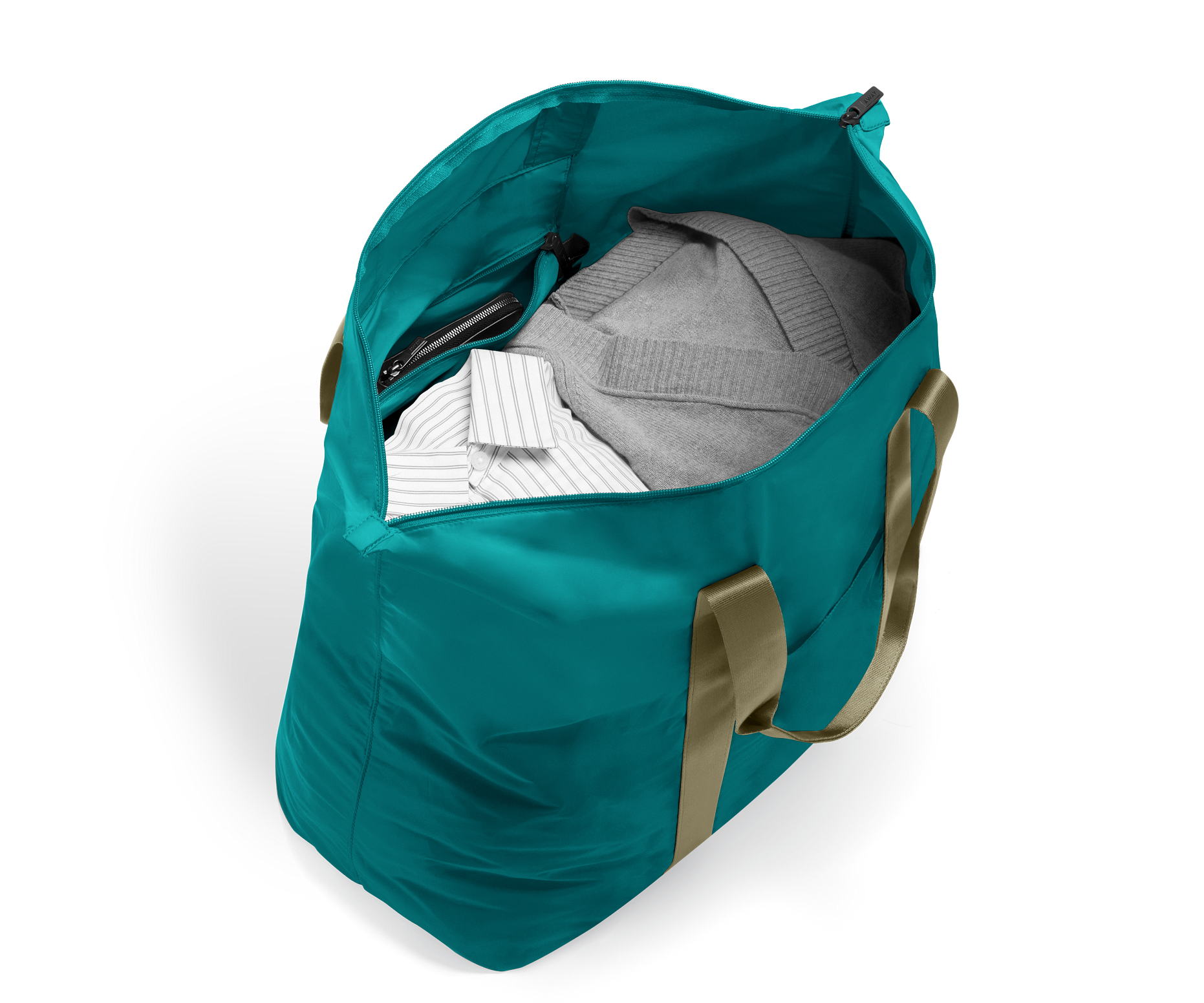 (Photo Credit: AWAY)