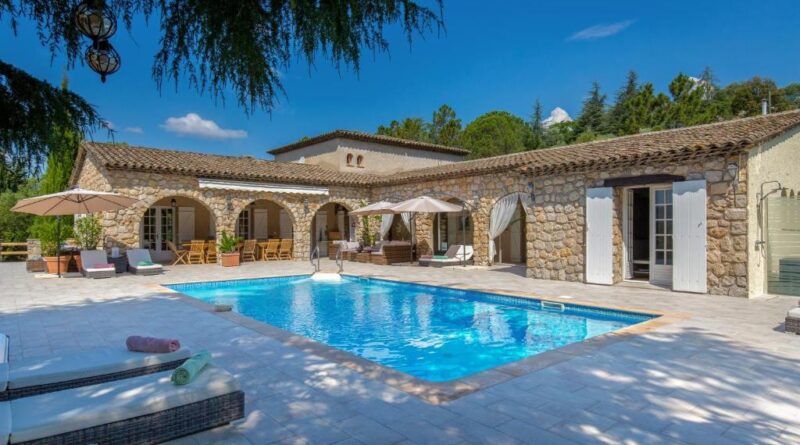 Why La Connexion Is the French Riviera’s Best-Kept Gay Secret 