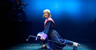 Highly-Acclaimed Play Starring Rosamund Pike is Headed to Broadway