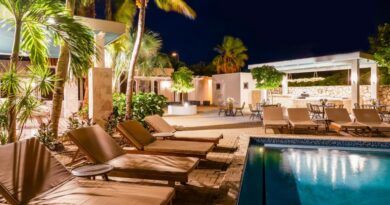 Tropical Intimacy at Zoëtry Curaçao Resort & Spa